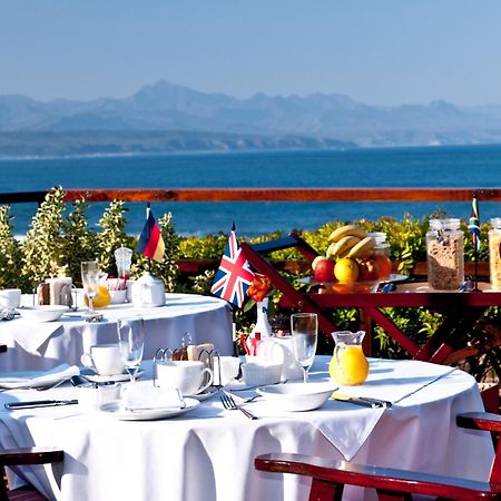 Dolphins' Playground Beachfront B&B Плеттенберг-Бей Экстерьер фото